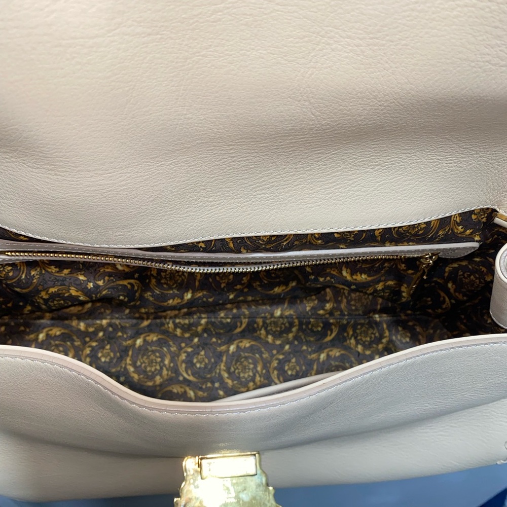 Versace Crossover - Picture 3 of 3